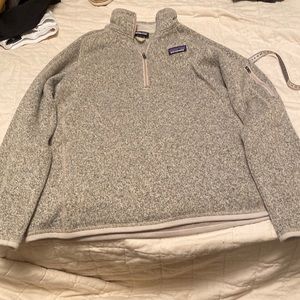 Women’s Patagonia sweater